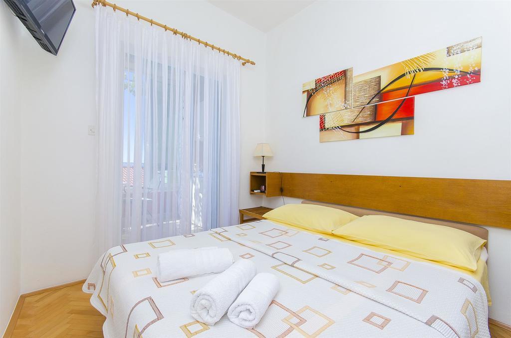 Apartments Kunac Podgora Exterior foto