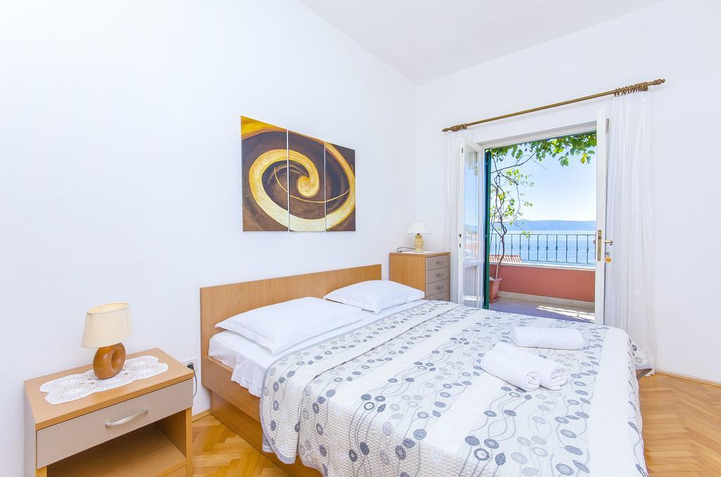 Apartments Kunac Podgora Habitación foto
